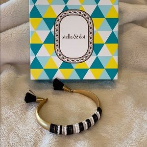 Stella & Dot Bettina Cuff